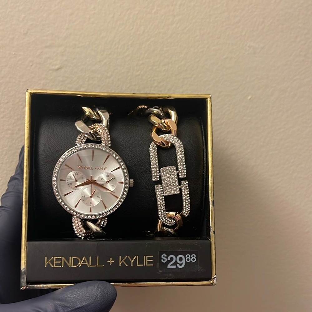 Kendall + Kylie Chain Link Metal Strap Analog Watch Layered Bracelet
